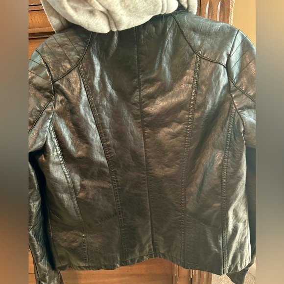 J2 Black Vegan Leather Jacket XS with Removable Hood - Picture 9 of 10
